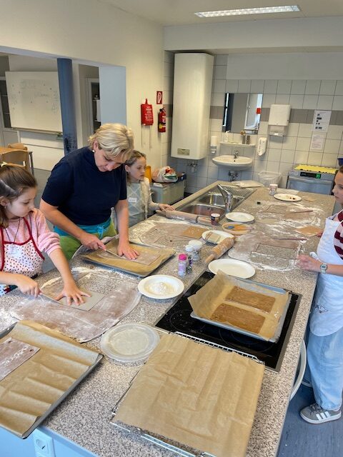 🎄 Rückblick: Lebkuchenhäuser backen 🍪